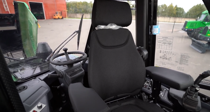 Трелевочная машина Амкодор 2242